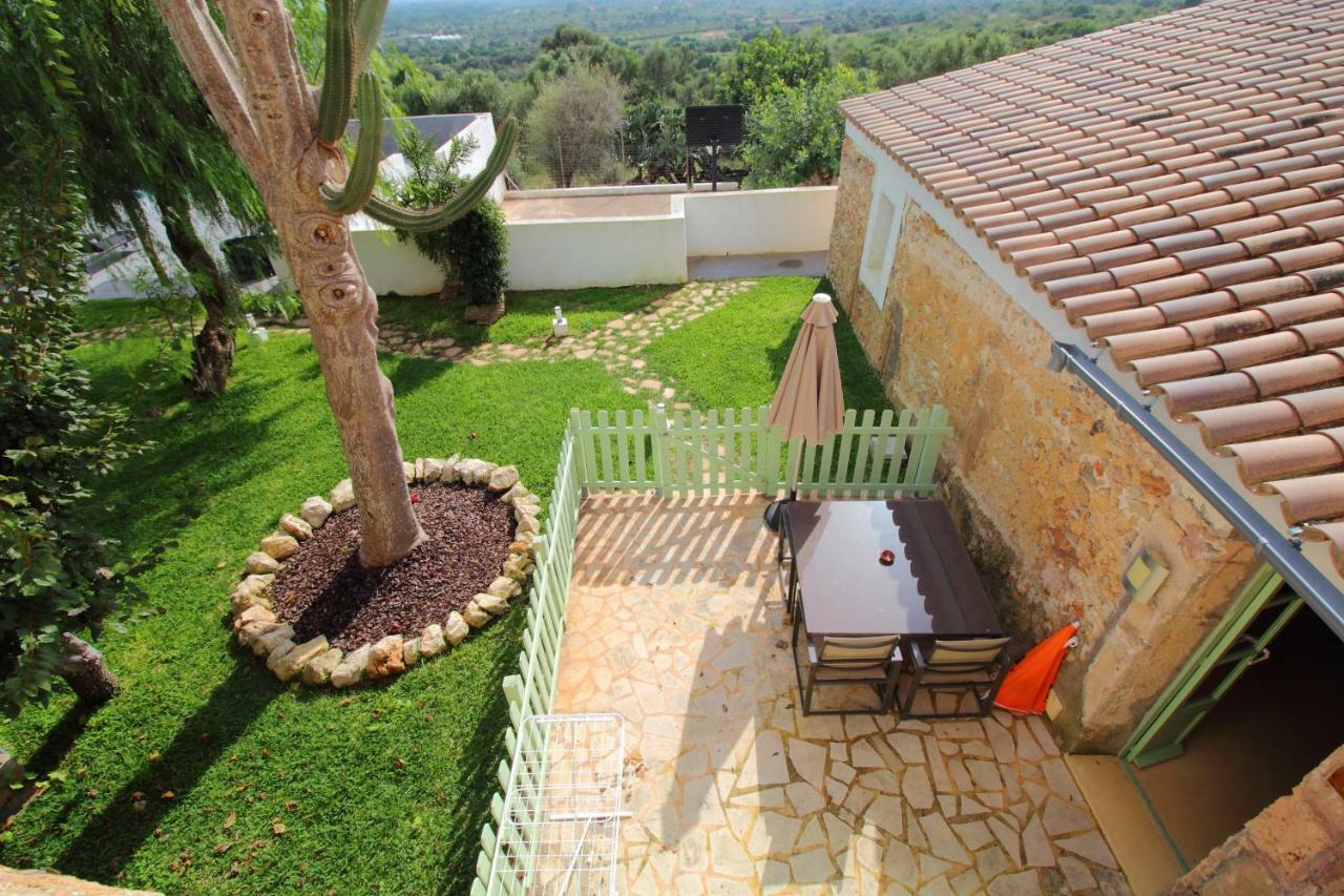 Apartment mit 2 Schlafzimmern und Terrasse